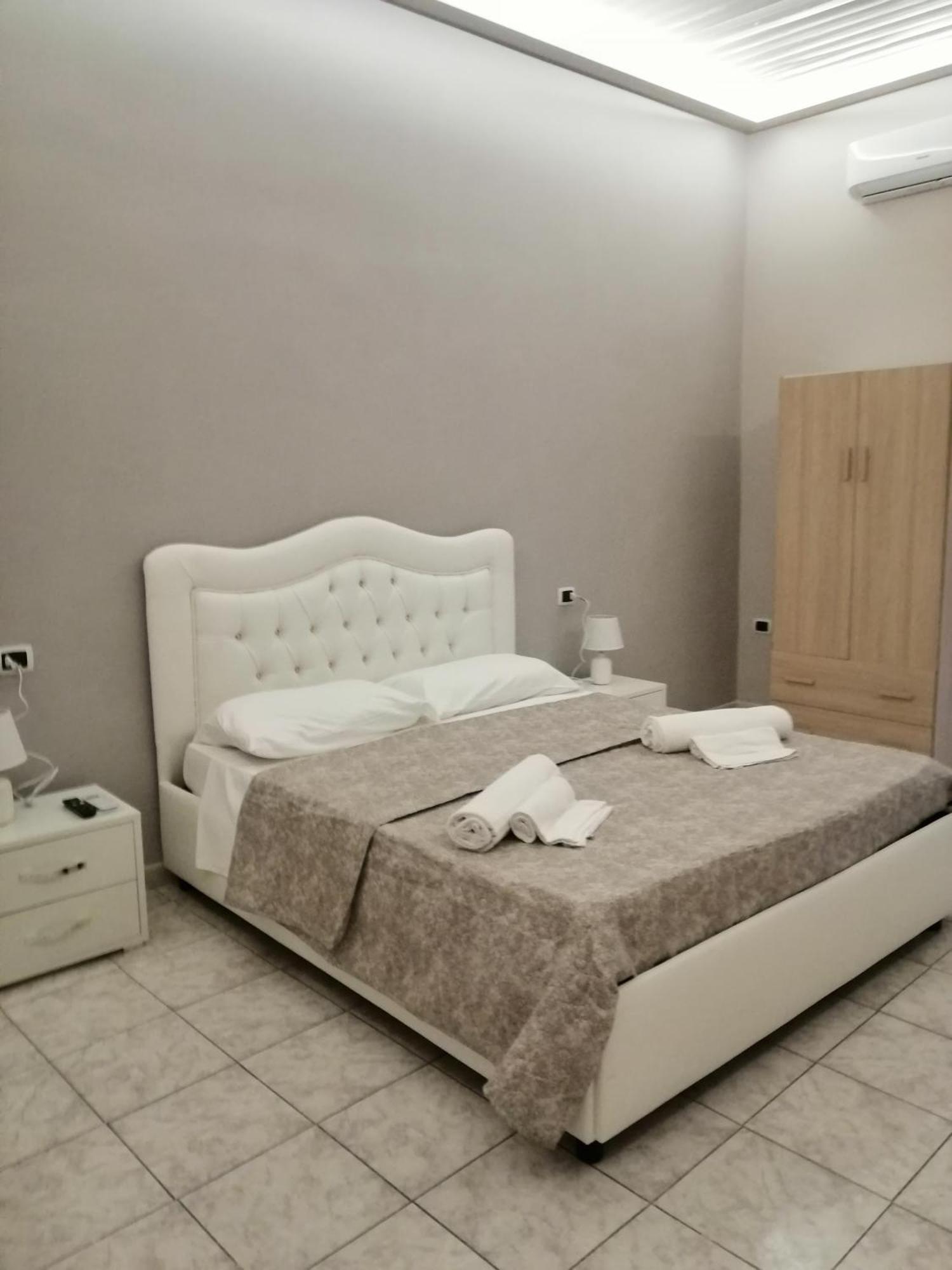 Guest House Francesco Neapol Zewnętrze zdjęcie